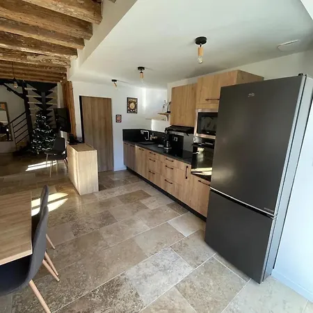 Maison Spacieuse A Avec Jardin Et Barbecue Ferienhaus *