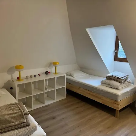 Maison Spacieuse A Avec Jardin Et Barbecue Ferienhaus Guchen